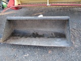 60in Universal Bucket
