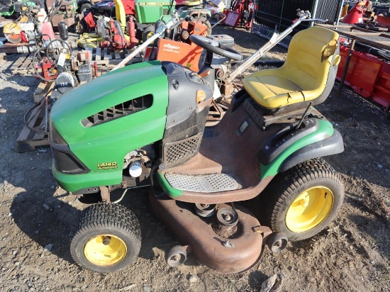 John Deere LA140 Riding Mower
