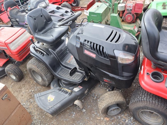 Craftsman LT2000 Riding Mower