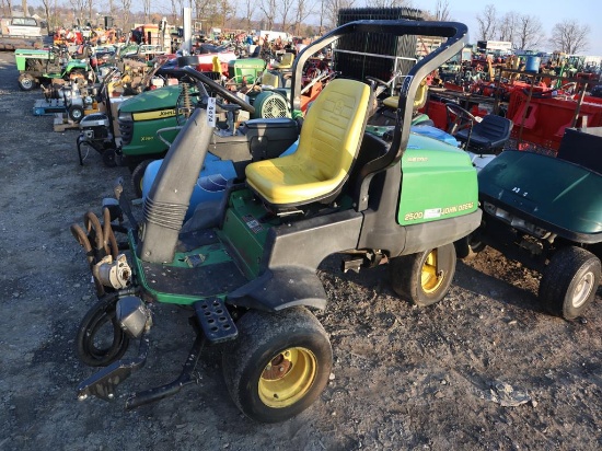 John Deere 2500 mower