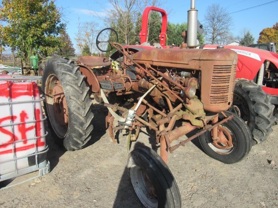 Farmall AV Tractor