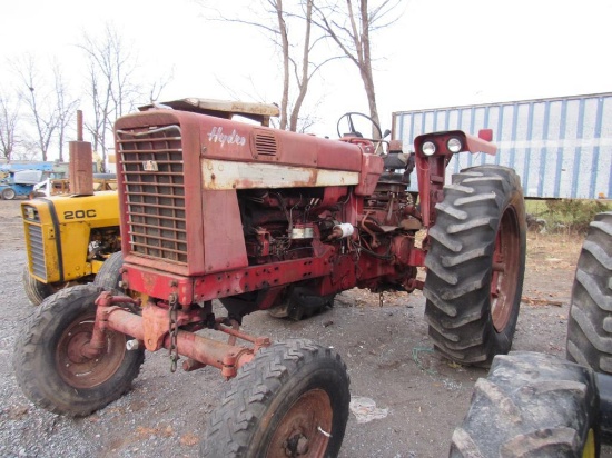 International 544 2WD Tractor