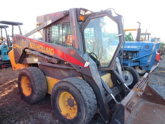 2005 New Holland LS180B Skidloader