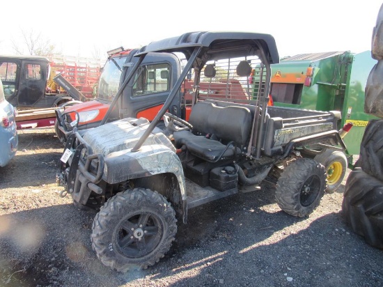 John Deere XUV-825i 4x4 Gator