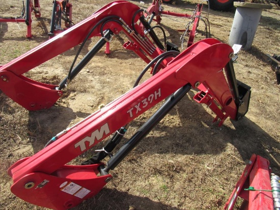 TYM TX39H Loader