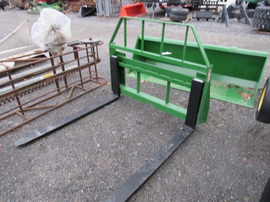John Deere Kivel Pallet Fork Attachment