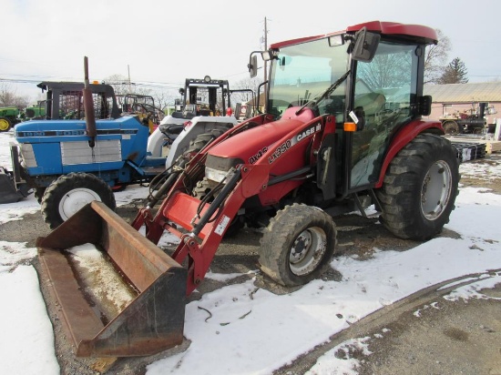 Case International DX45 4WD Tractor