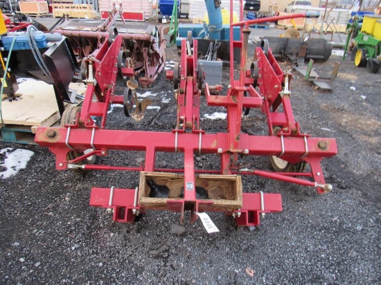 I&J Cultivator