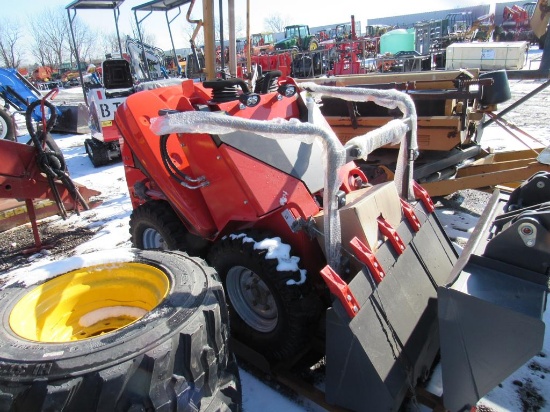 TPM Z360 Ride On Mini Skid Steer