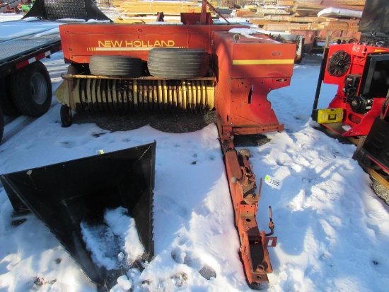 New Holland 575 Baler