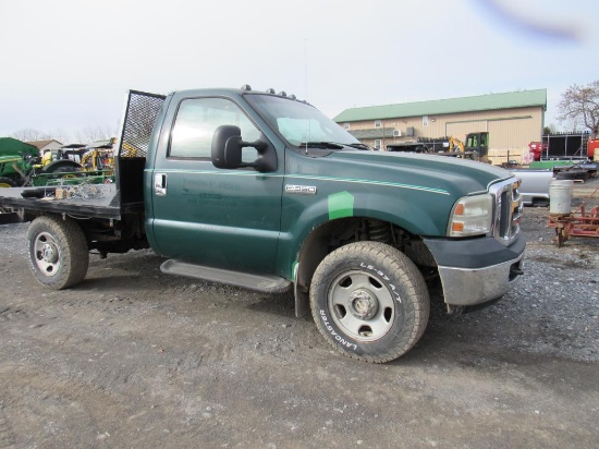 2005 Ford F350 4x4 Flatbed Truck w/ Title