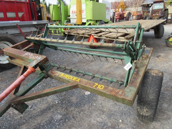 Pequea 710 Tedder