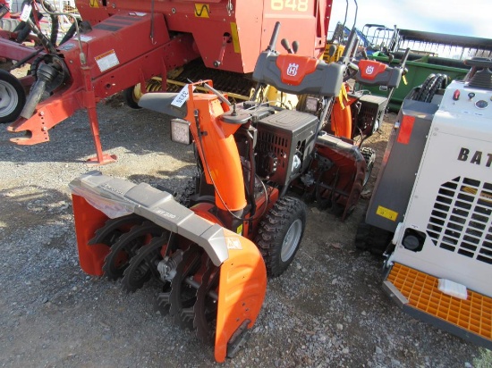 Husqvarna ST330 Snowblower