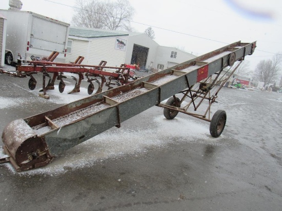 Smoker Bale Elevator