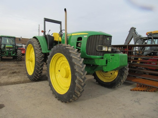 John Deere 7130 4WD Tractor