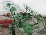 John Deere 702 Hay Rake