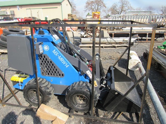 AGT Compact Track Loader