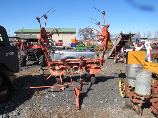Kuhn 4 Star Hay Tedder