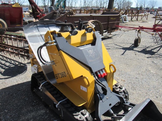 Machpro BT360 Ride On Track Loader
