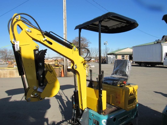 Machpro DM100 Mini Excavator