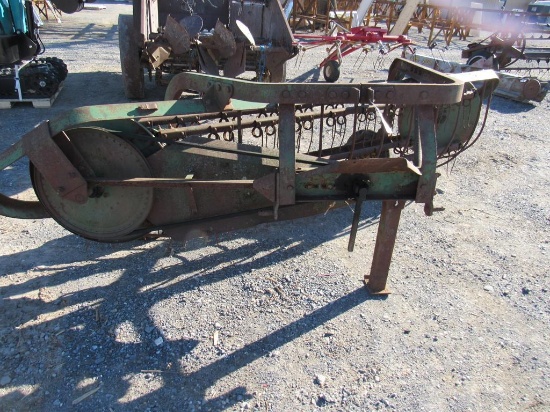 John Deere 350 Hay Rake