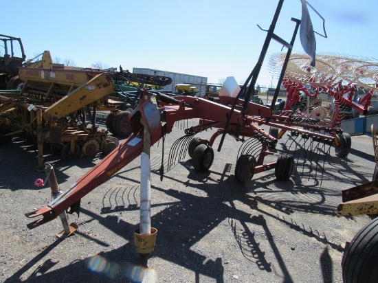 Pequea HR1140 Hay Rake