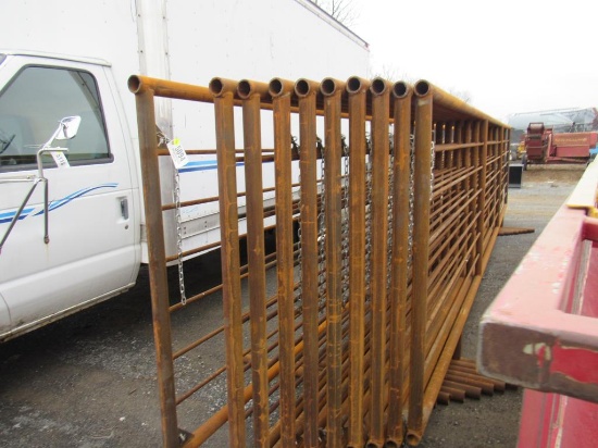 24ft Corral Panels w/10ft Gate