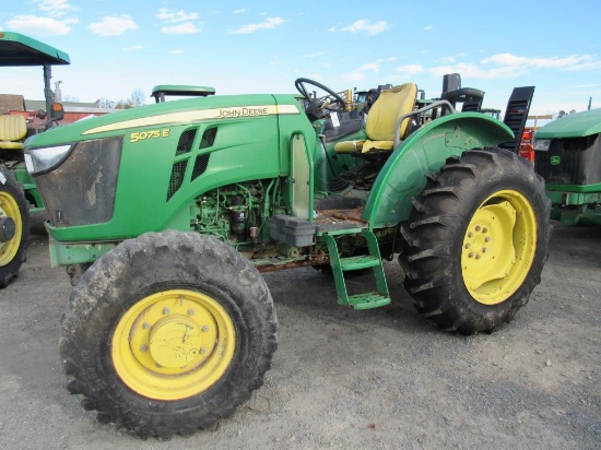 2018 John Deere 5075E  4WD Tractor