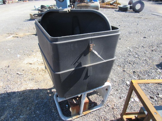 Meyers 12 Volt Salt Spreader w/Controls