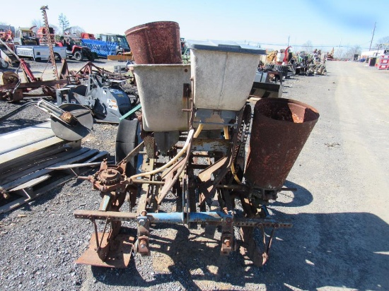 Ford 309 Corn Planter 2 Row, w/ Fertilizier Hoppers