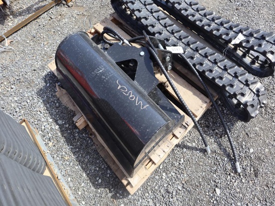 TPM 32" Hydraulic Tilt Bucket