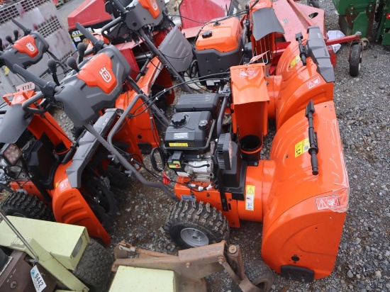 Husqvarna ST227 Snowblower