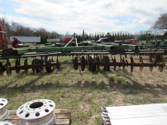 John Deere 510 Disc Ripper