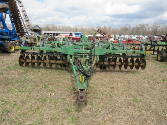 John Deere 714 Disc Chisel