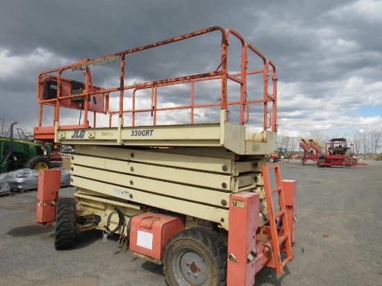 JLG RT320 Scissor Lift