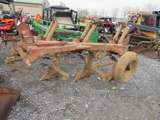 International 450 Plow