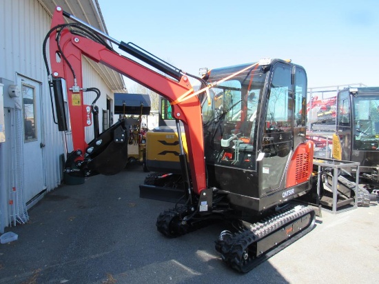 AGT QNT50R Cab Excavator