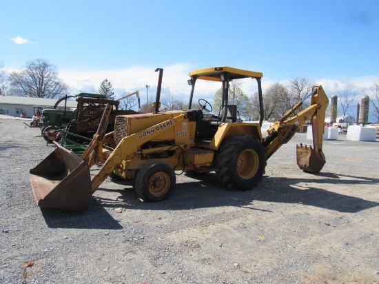 John Deere 410C Backhoe