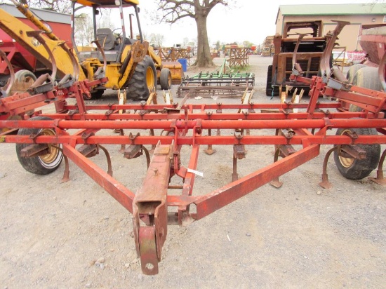 International 500 Transport Cultivator