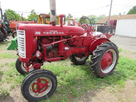 1957 Farmall 100 2WD Tractor