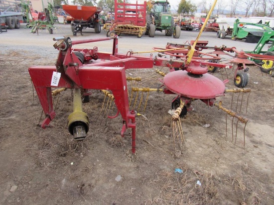 New Holland 254 Rake