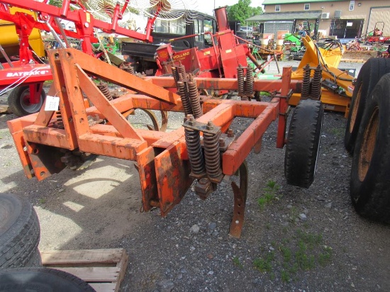 7-Shank Chisel Plow