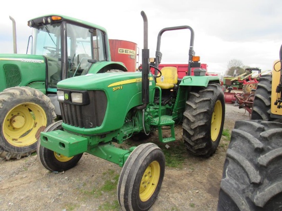 John Deere 5075E 2WD Tractor