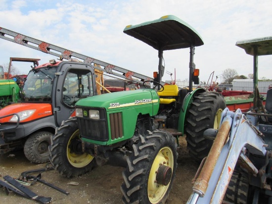 John Deere 5205 4WD Tractor