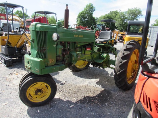 John Deere 2WD 40 Tractor