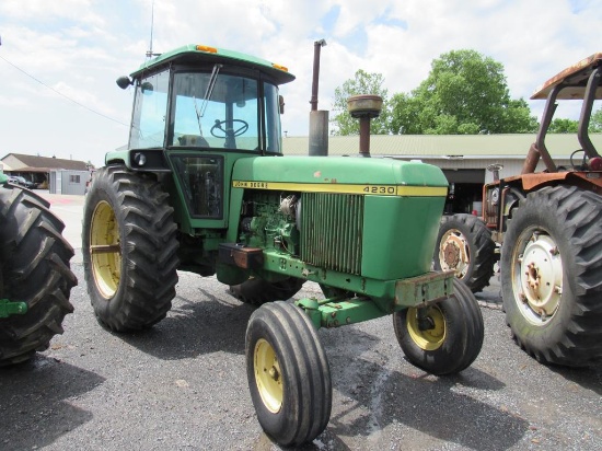 John Deere 4230 2WD Tractor