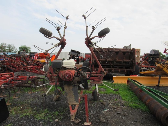 New Idea 4 Star Hay Tedder
