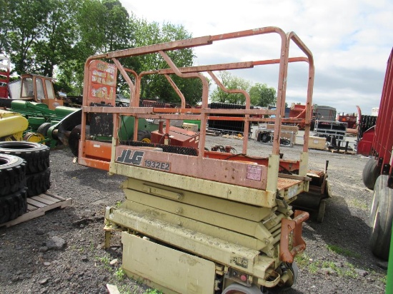 JLG 1932EZ Scissor Lift