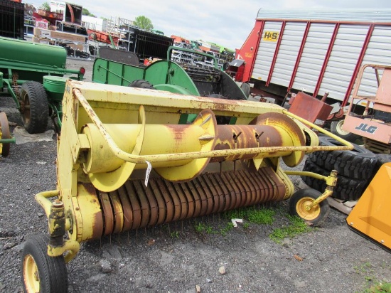 John Deere Hayhead
