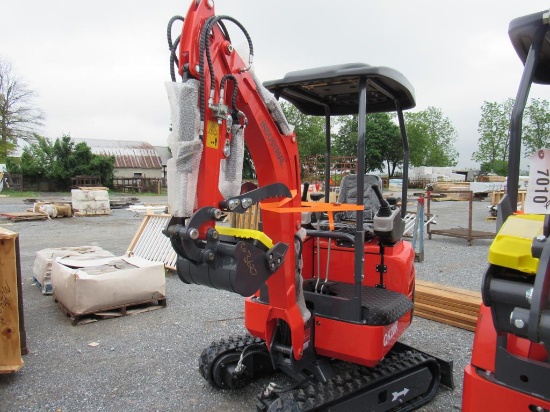AGT QK20R Excavator